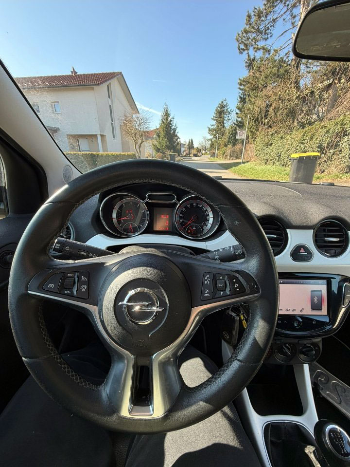 Opel Adam