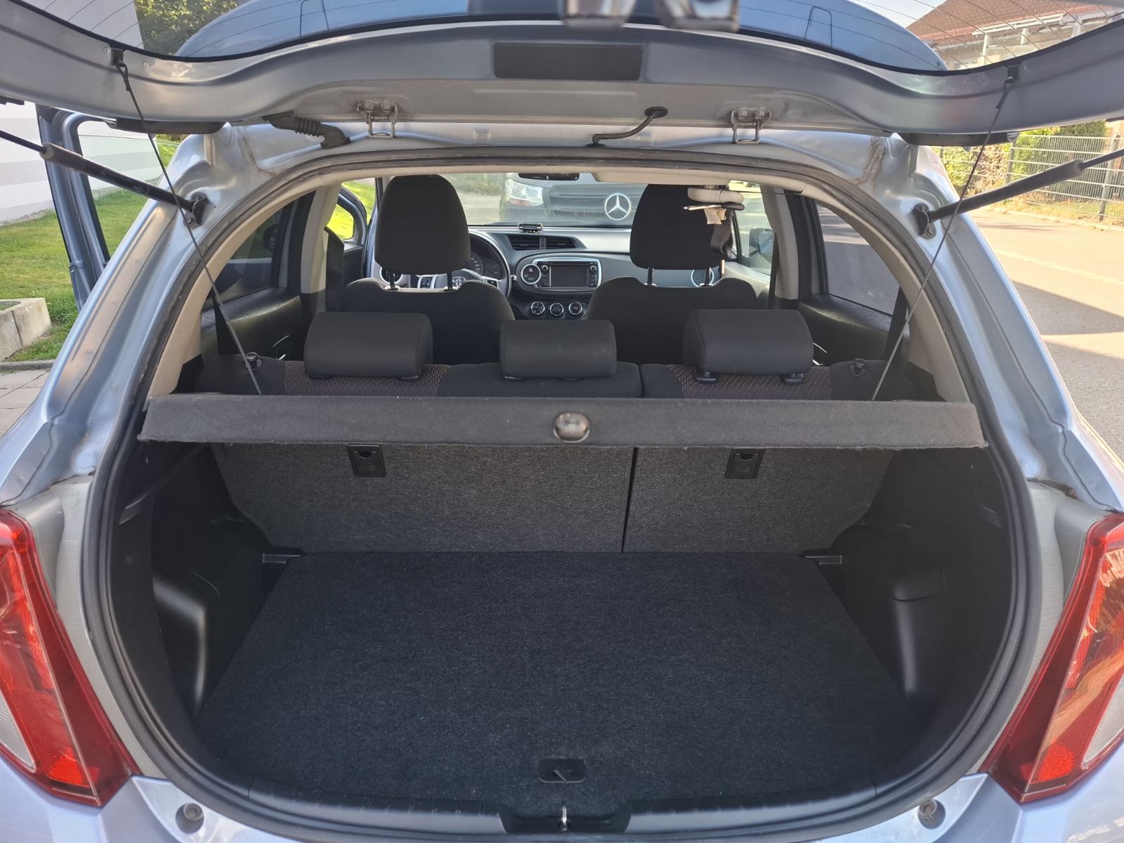 Toyota Yaris 1.3 Benzin