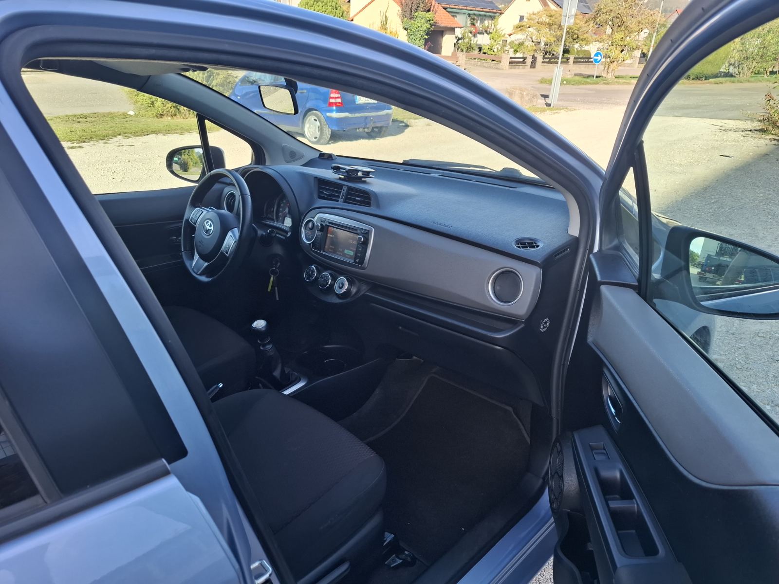 Toyota Yaris 1.3 Benzin