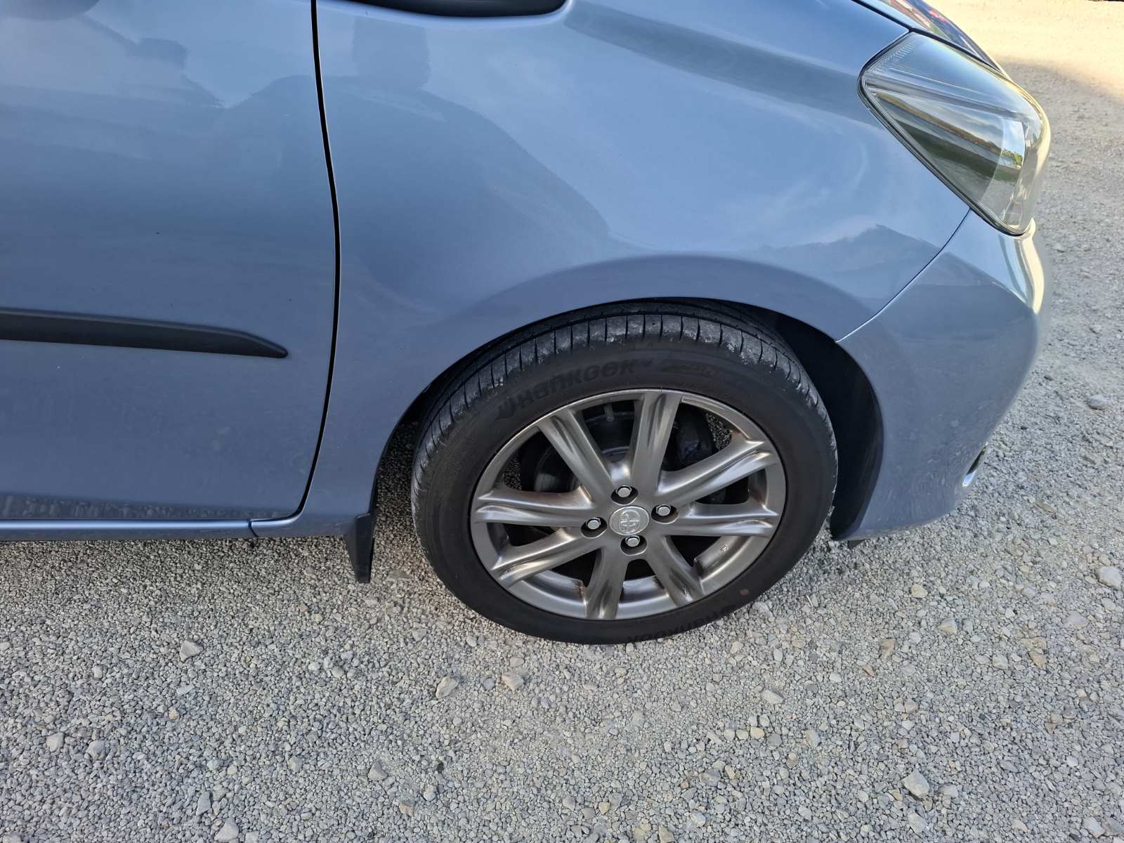 Toyota Yaris 1.3 Benzin